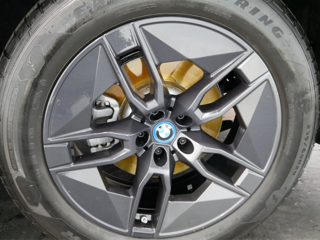Used 2024 BMW iX xDrive50 AWD/4WD image 5