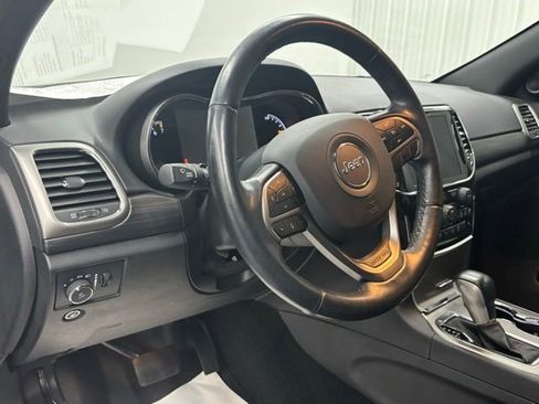 Used 2022 Jeep Grand Cherokee Laredo X AWD/4WD image 20