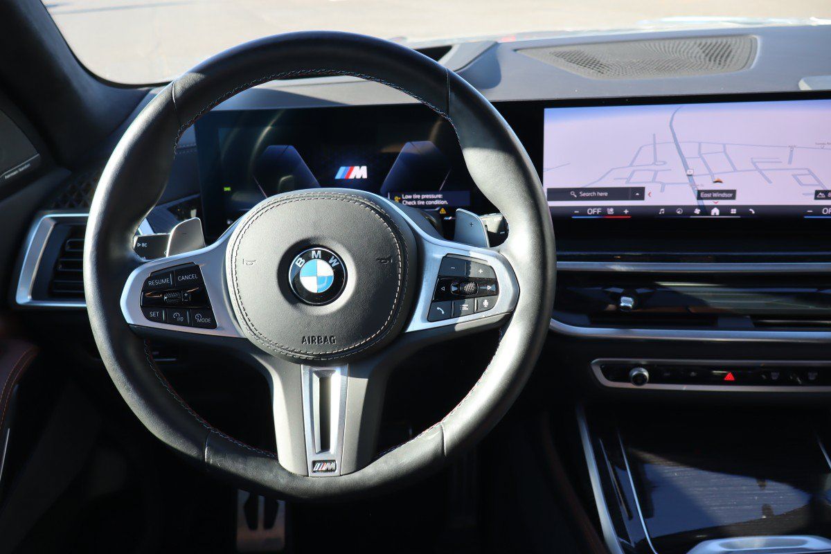 Used 2026 BMW X7 M60i AWD/4WD image 13