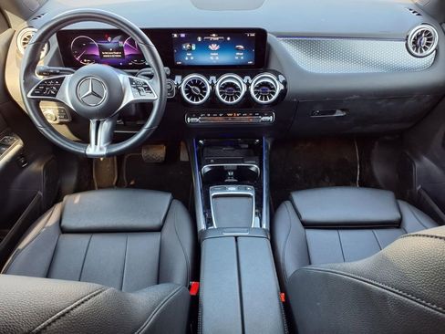 Used 2025 Mercedes-Benz GLA 250 4MATIC image 8