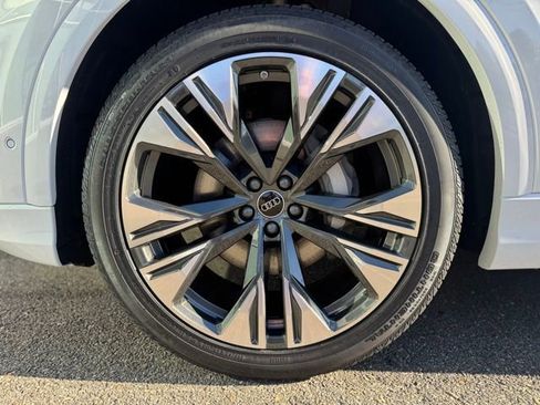 New 2026 Audi Q8 Premium Plus image 8