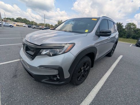 Used 2022 Honda Pilot TrailSport image 3