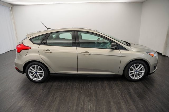 Used 2016 Ford Focus SE FWD image 6