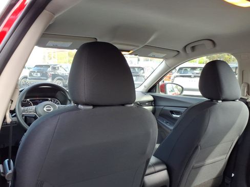 Certified 2024 Nissan Sentra SV image 10