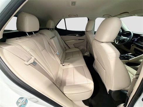Used 2023 Buick Envision Essence image 21