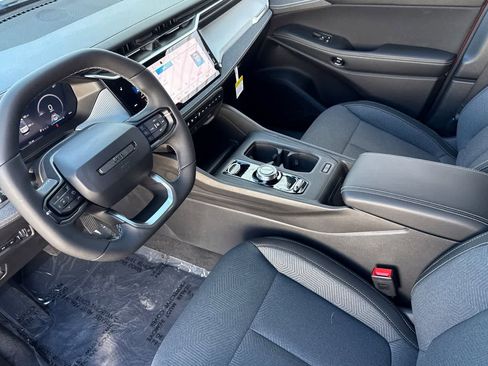 New 2026 Jeep Cherokee Laredo image 11