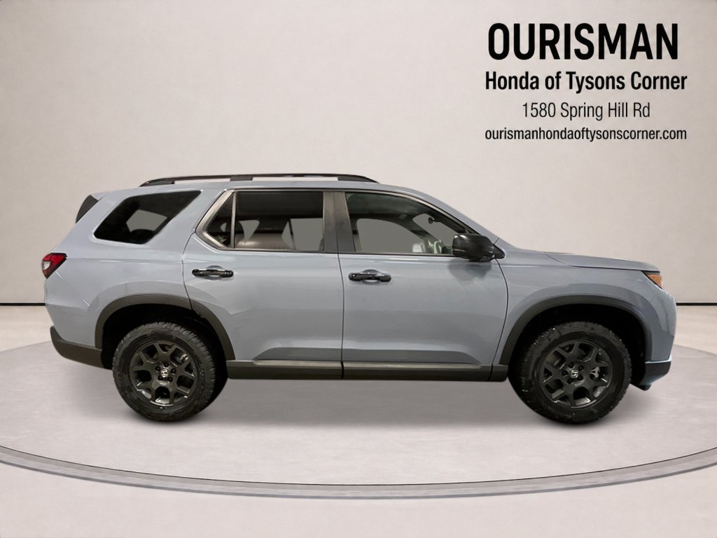 New 2026 Honda Pilot TrailSport image 2