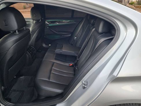 Used 2018 BMW 530i RWD image 19
