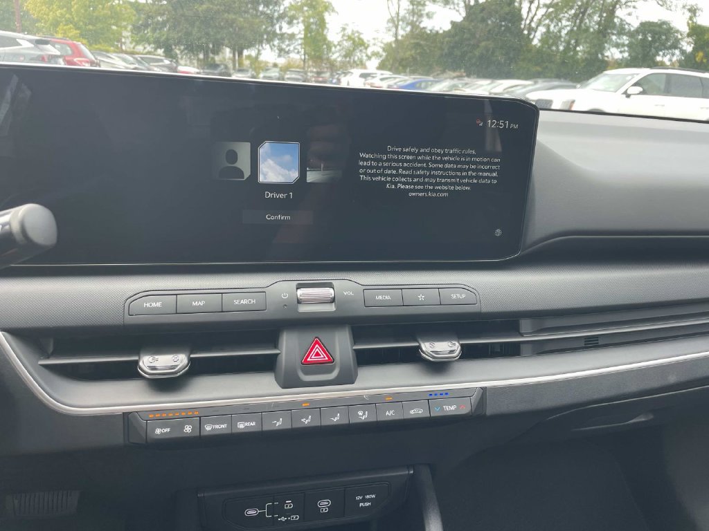 New 2026 Kia K4 FWD image 9