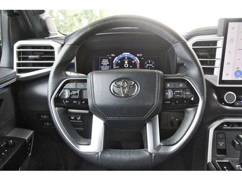Used 2023 Toyota Tundra Platinum AWD/4WD image 14