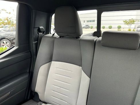 Used 2025 Toyota Tacoma TRD Sport w/ TRD Sport Upgrade Package image 12