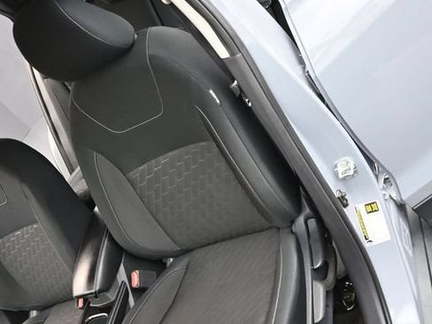 Used 2024 Nissan Kicks SV FWD image 13