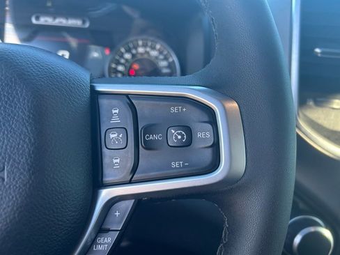Used 2025 RAM 1500 Big Horn image 17