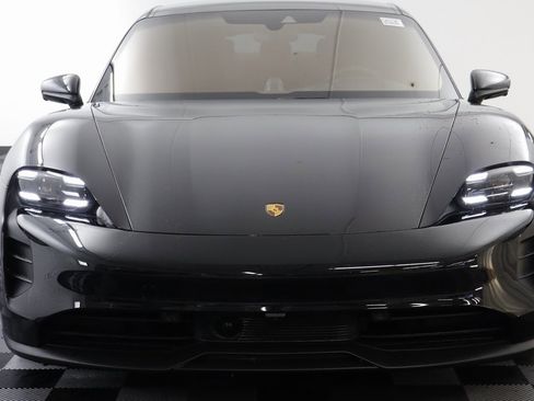 Used 2023 Porsche Taycan GTS image 26