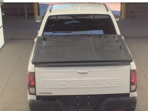 Used 2025 Honda Ridgeline RTL image 5