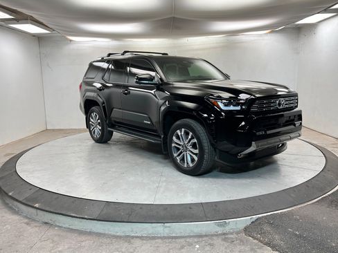 Used 2026 Toyota 4Runner Limited image 7