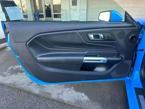 Used 2024 Ford Mustang Premium image 20