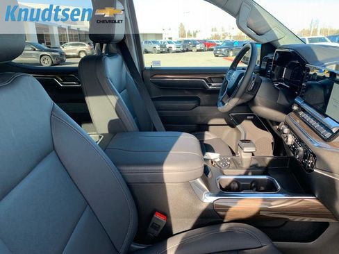 Certified 2024 Chevrolet Silverado 1500 RST image 12