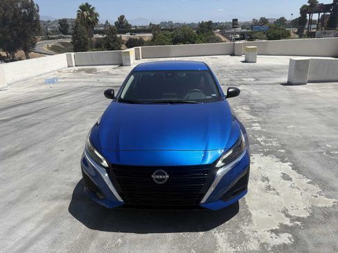 Used 2025 Nissan Altima 2.5 SV FWD image 5