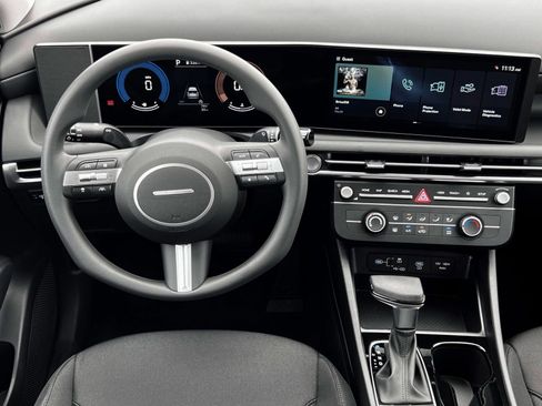 New 2026 Hyundai Tucson SE image 17