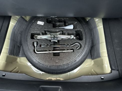 Used 2022 Honda Civic Touring image 36