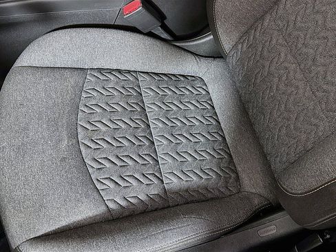 Used 2024 Chevrolet Equinox LT w/ LPO, Floor Liner Package AWD/4WD image 20