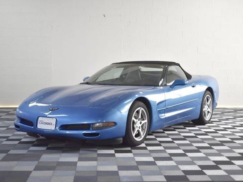 Used 2000 Chevrolet Corvette w/ Memory Pkg image 2