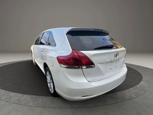 Used 2015 Toyota Venza XLE image 7