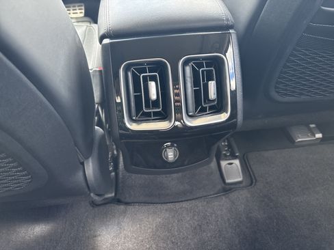 Used 2025 Kia Sorento SX FWD image 20