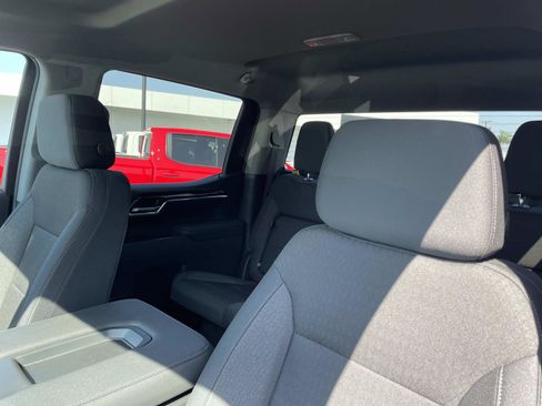 New 2026 GMC Sierra 1500 Elevation image 23