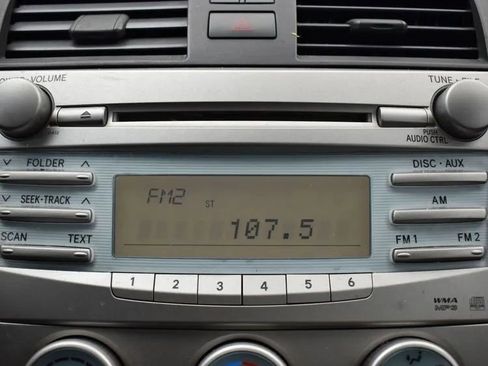 Used 2009 Toyota Camry LE image 23