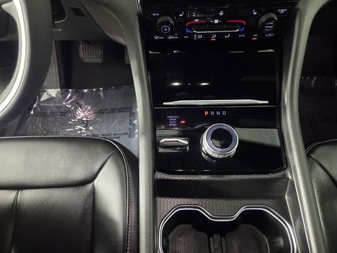 Certified 2025 Jeep Grand Cherokee Limited w/ MOPAR Finishing Package image 16