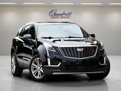 Used 2024 Cadillac XT5 Premium Luxury w/ Technology Package AWD/4WD image 1