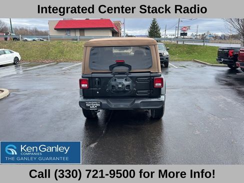 Used 2019 Jeep Wrangler Sport AWD/4WD image 12