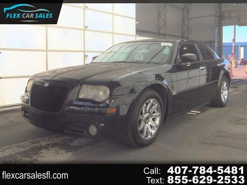 Used 2005 Chrysler 300 C w/ Sound Group II RWD image 1