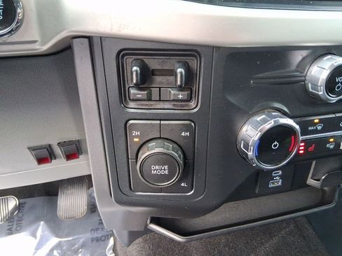 Used 2022 Ford F150 XLT w/ Equipment Group 302A High image 13