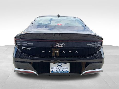 New 2026 Hyundai Sonata SEL FWD image 5