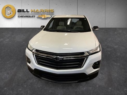 Used 2023 Chevrolet Traverse LS FWD image 8