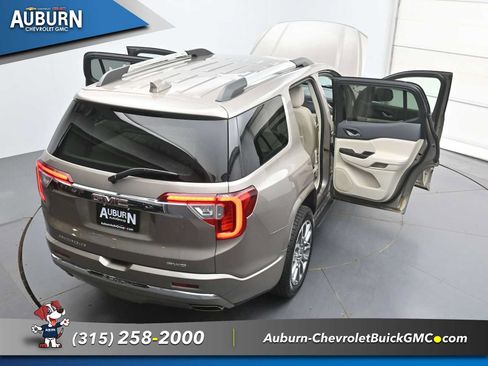 Used 2023 GMC Acadia Denali w/ Denali Technology Package AWD/4WD image 41