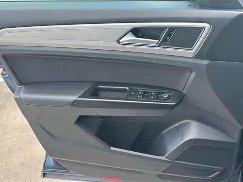 Used 2019 Volkswagen Atlas S FWD image 19