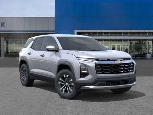 New 2027 Chevrolet Equinox LT w/ Safety and Technology Package FWD image 7