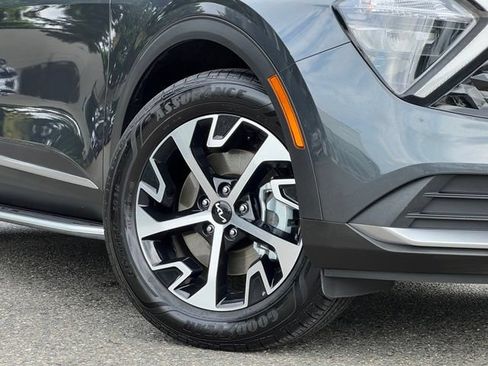 Certified 2023 Kia Sportage EX AWD/4WD image 2