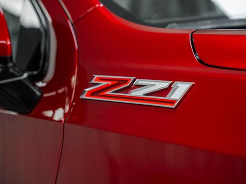 Used 2021 Chevrolet Suburban Z71 image 13