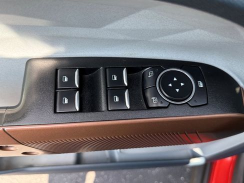 Used 2023 Ford Maverick Lariat w/ Lariat Luxury Package FWD image 11