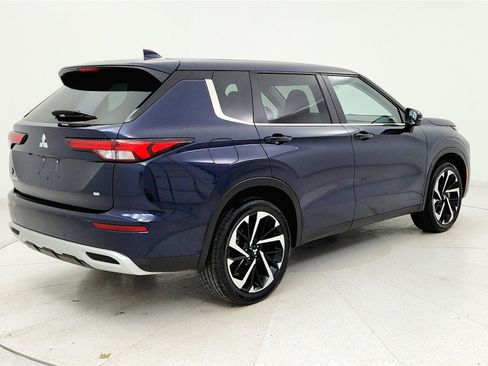 Used 2024 Mitsubishi Outlander FWD image 4