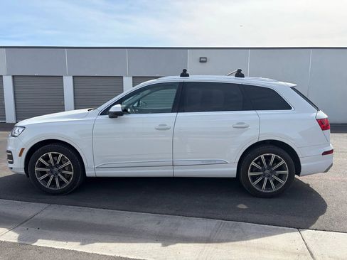 Used 2017 Audi Q7 3.0T Premium Plus w/ Premium Plus Package image 3