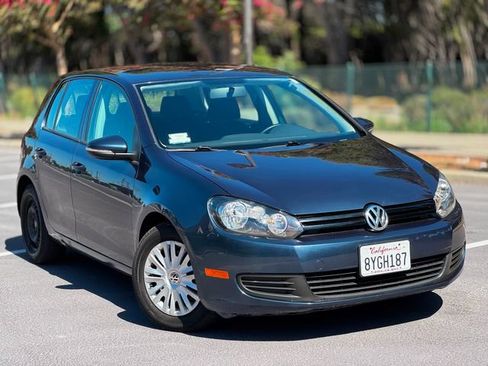 Used 2013 Volkswagen Golf 4-Door FWD image 1