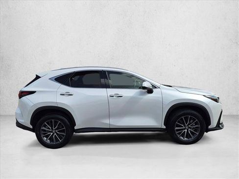 Used 2024 Lexus NX 250 FWD w/ Towing Package (2000 Lbs) image 4
