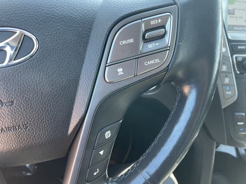 Used 2017 Hyundai Santa Fe Limited image 16