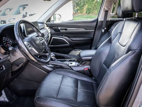 Used 2021 Kia Telluride EX w/ EX Premium Package AWD/4WD image 11